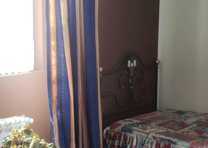 Real Santo Antonio Nocleg ze śniadaniem *